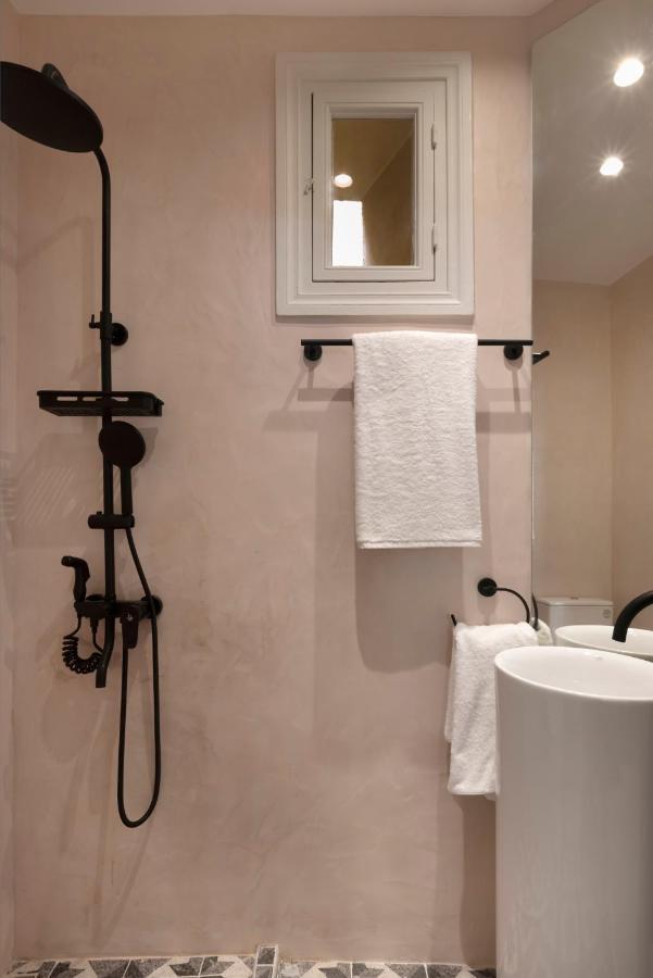 Acropolis 3br 9ppl 10 Minutes Metro&museum Athens